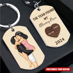 The Year I Found My Missing Piece Kissing Couples - Couple Personalized Stainless Steel Keychain - Gift For Husband Wife, Anniversary