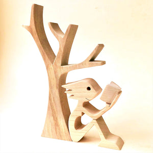 Making Wooden People Reading With Personality