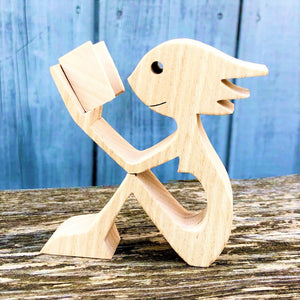 Making Wooden People Reading With Personality